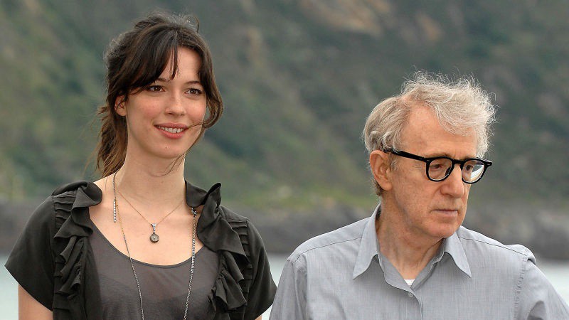 Actriz se arrepintió de trabajar para Woody Allen y donó su salario a víctimas de acoso sexual | Especiales