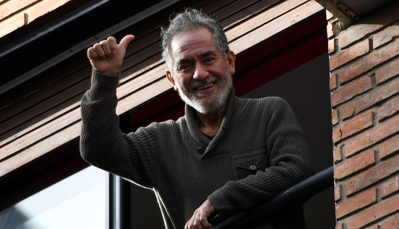 El jefe de Cirugía Plástica del Hospital Fiorito fue dado de alta de Covid-19 tras un tratamiento con plasma | Actualidad