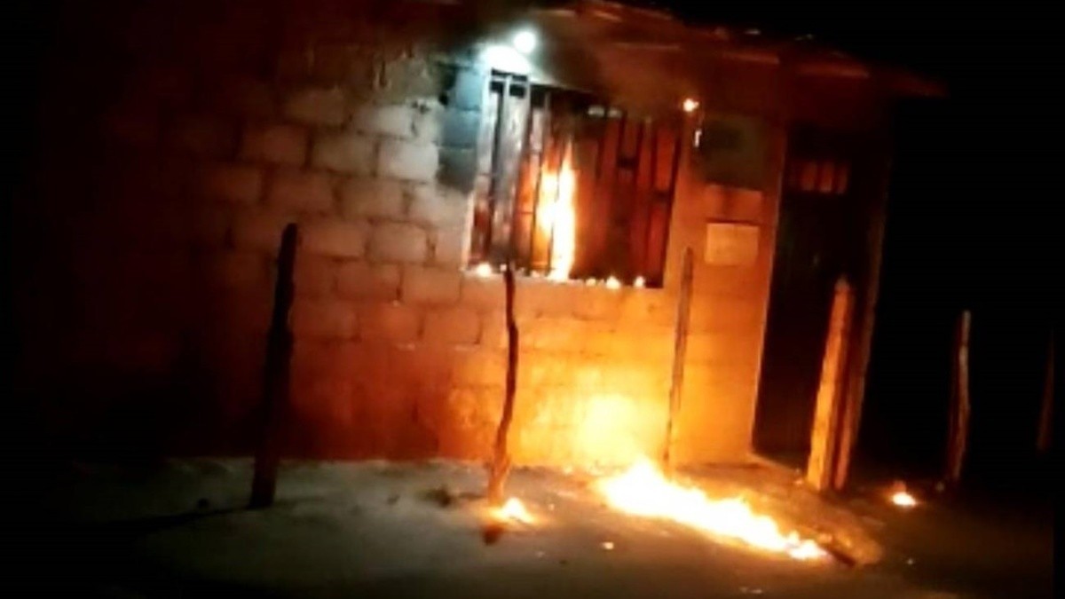 Denuncian la quema de un comedor comunitario en San Luis | Actualidad