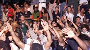 Escándalo por las fiestas del coronavirus: el primero que se contagia gana | Internacionales