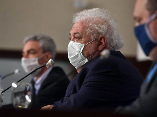 Ginés González García sobre el regreso del fútbol: "no puede ser sólo para la elite" | Política