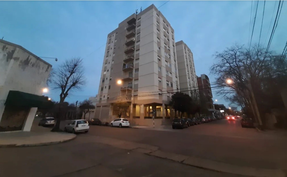 Murió un nene de 10 años al caer al vacío desde un sexto piso en Mar del Plata | Actualidad