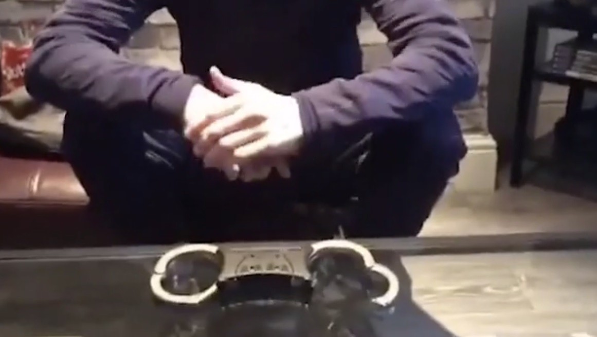 "Vengan a buscarme": huyó de la Policía y publicó un video para burlarse | Internacionales