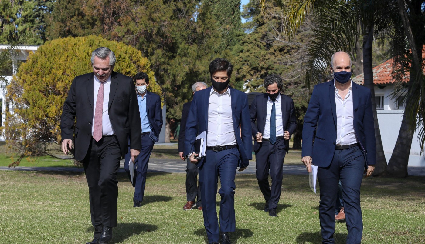 Advertencia del Presidente por reuniones en el Día del Amigo | Política