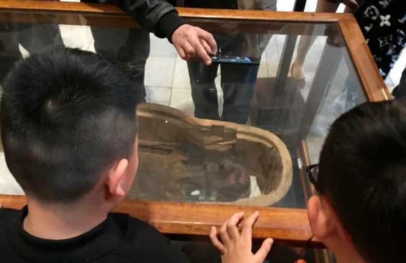 Revelan el enigma milenario de una momia: la causa de muerte de "la mujer que grita" | Internacionales