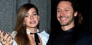 La foto de Benjamín Vicuña y la China Suárez mostrando su pancita de embarazada | Espectáculos