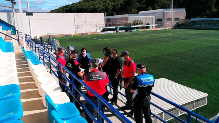 Convocaron a un partido de fútbol entre "infectados vs. negativos" de coronavirus | Internacionales
