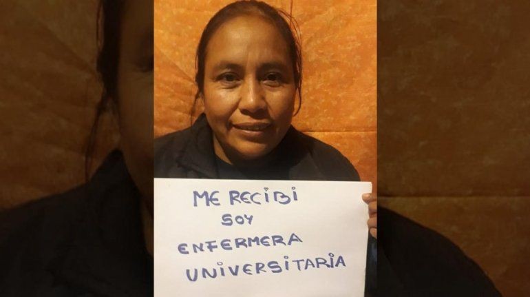Adela, una mujer quom de 43 años, se recibió de enfermera por Zoom | Actualidad