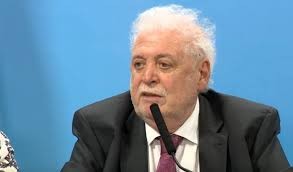 "El martes vamos a ver con responsabilidad cuando vuelve el fútbol", indicó el ministro González García | Deportes