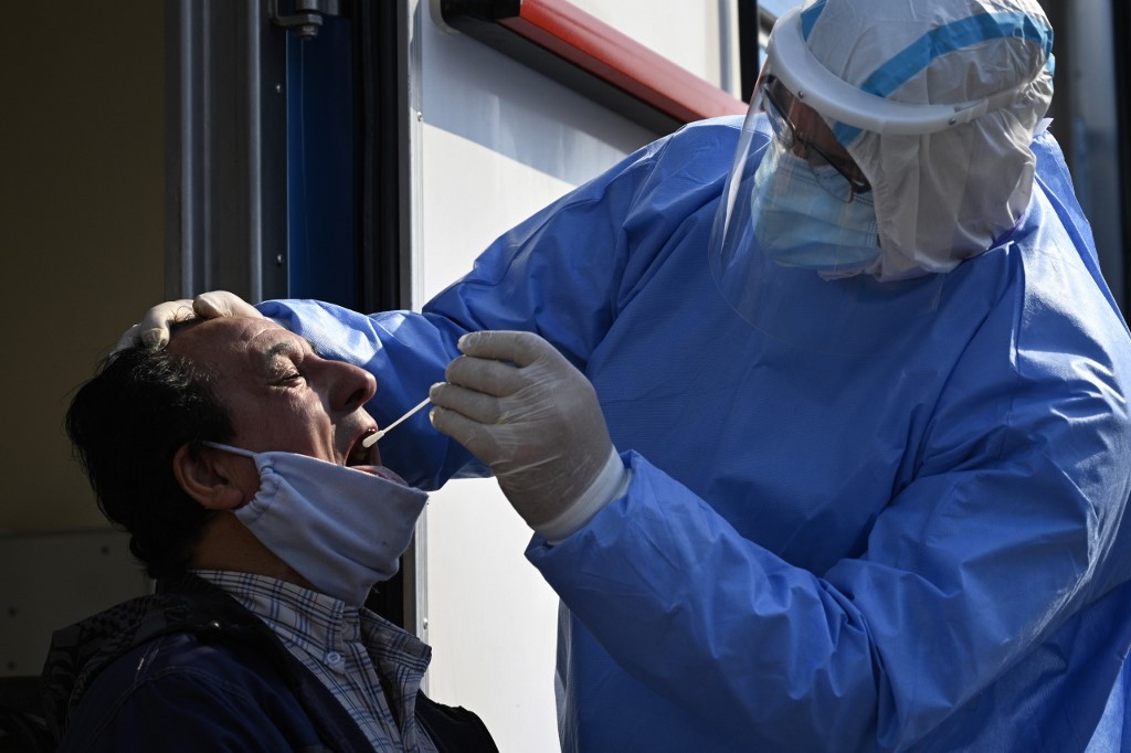 Coronavirus: asintomáticos tienen tanto virus como los sintomáticos, según nuevo estudio | Actualidad