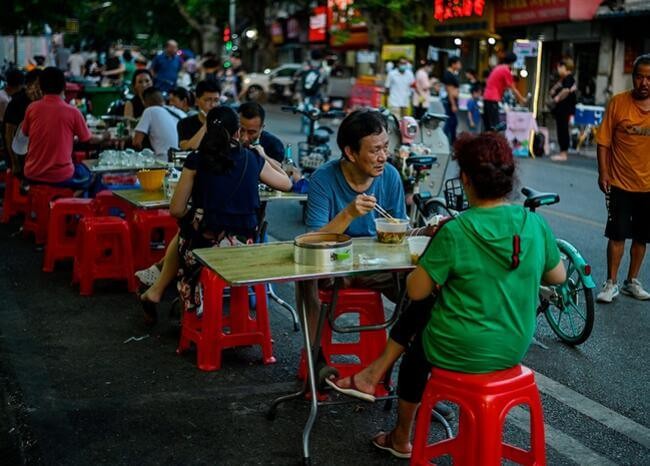 A seis meses de la cuarentena, en Wuhan dejaron de usar barbijos | Internacionales
