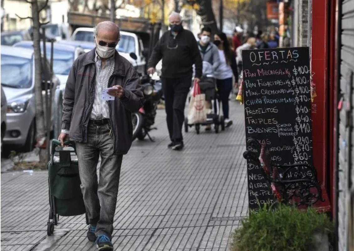 Provincia presiona para volver a la cuarentena estricta: "No hay otra medida" | Política