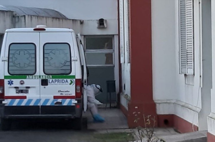 Laprida: la foto viral que refleja el esfuerzo del personal de salud | Actualidad
