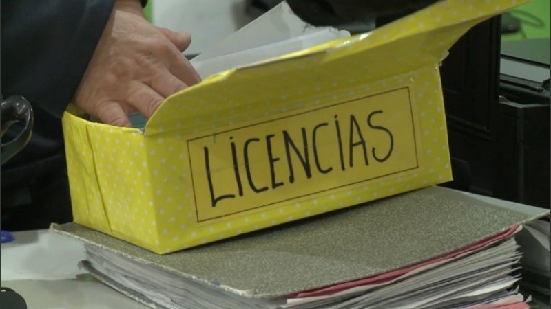 Condenan a una docente santafesina por pedir licencia e irse de vacaciones a Brasil | Actualidad