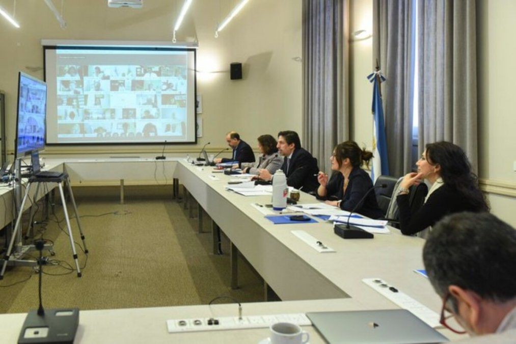 El Ministerio de Educación rechazó el protocolo de Ciudad para abrir espacios digitales en escuelas | Actualidad