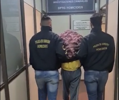 VIDEO: Se entregó el acusado por el crimen de Santiago Orellano en un partido de fútbol | Actualidad