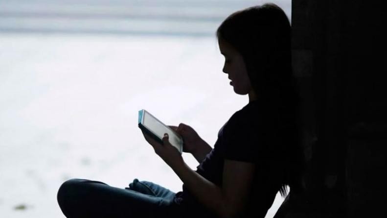 Usó el Tik Tok de su hijo de 13 años para acosar a una menor | Actualidad