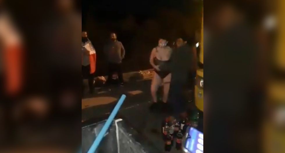Video escándalo: la fiesta de los choferes con alcohol y mujeres en pleno paro camionero en Chile | Internacionales
