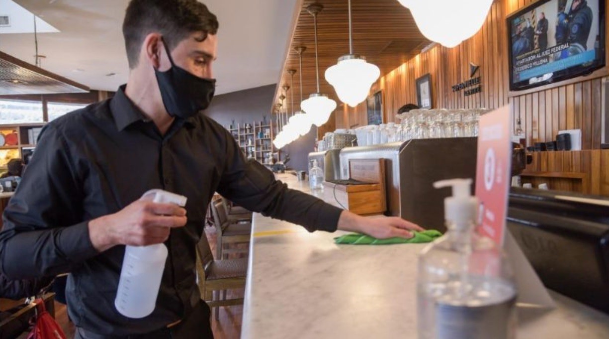 Mendoza restringe bares, restaurantes, clubes y templos hasta el 22 de septiembre | Actualidad