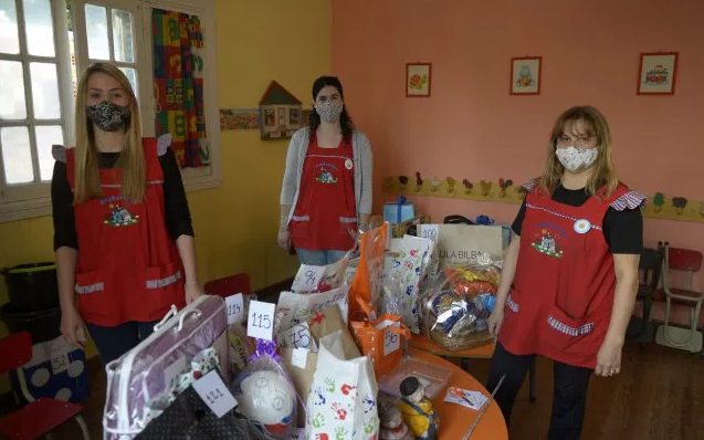 En Rosario asisten con alimentos a maestras jardineras y trabajadores de la cultura | Actualidad