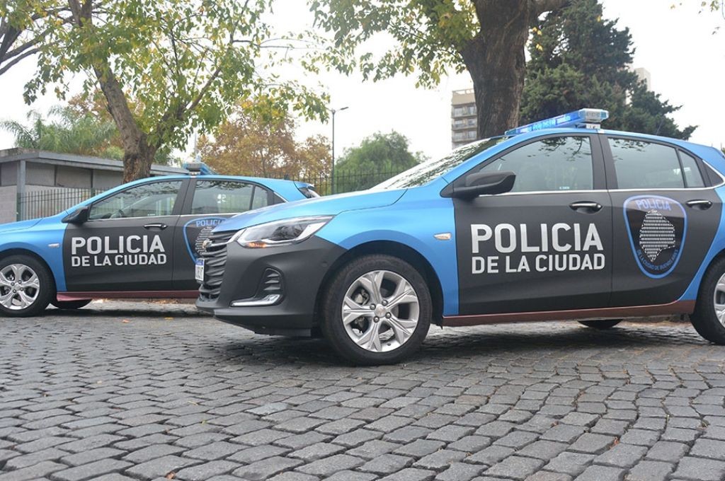 Almagro: detuvieron a un dealer con posnet para cobrar la venta de drogas | Actualidad