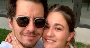 La increíble historia de la pareja que tiene una foto juntos antes de que uno de ellos naciera | Curiosidades