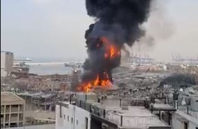 Otro gran incendio en el puerto de Beirut a un mes de letales explosiones | Internacionales