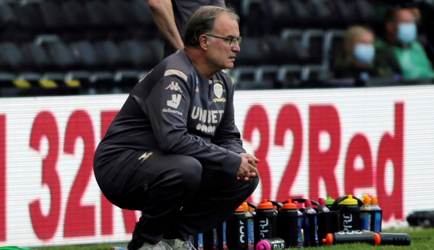 Bielsa confirmó que sigue en Leeds, el sábado debuta frente al Liverpool | Deportes