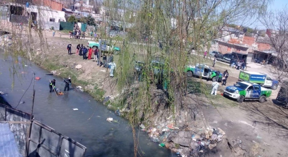 Hallan a joven descuartizado y quemado en un arroyo en Quilmes y detienen a un vecino | Actualidad