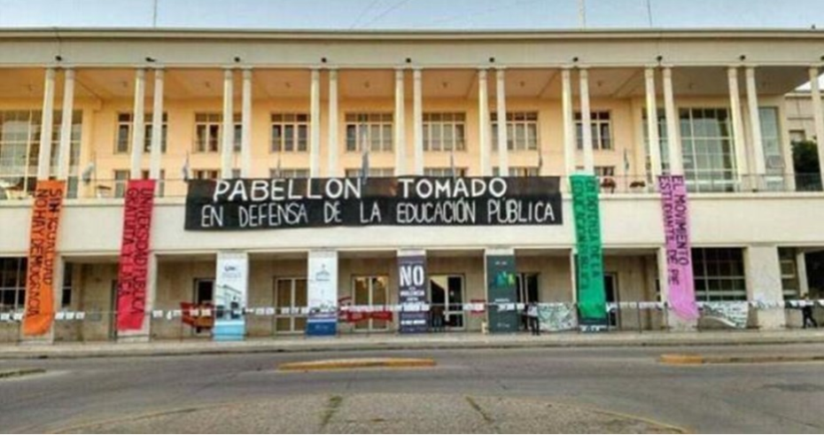 Procesan a 27 estudiantes por la toma de la Universidad Nacional de Córdoba | Actualidad