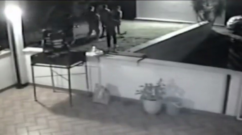 Cuatro detenidos por la violación en "manada" de dos menores | Internacionales