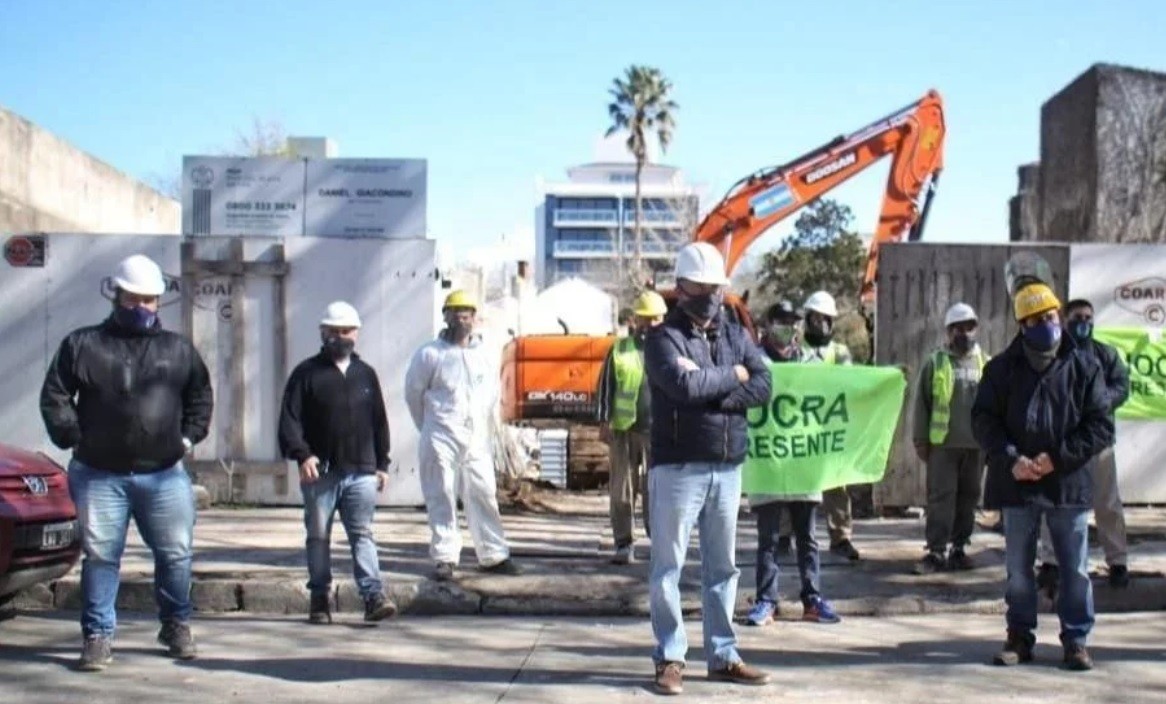 La Uocra inició una "huelga a la japonesa" en Mar del Plata | Actualidad