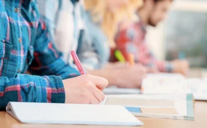 Fallo: un año de cárcel para un estudiante por filtrar las respuestas de un examen | Internacionales