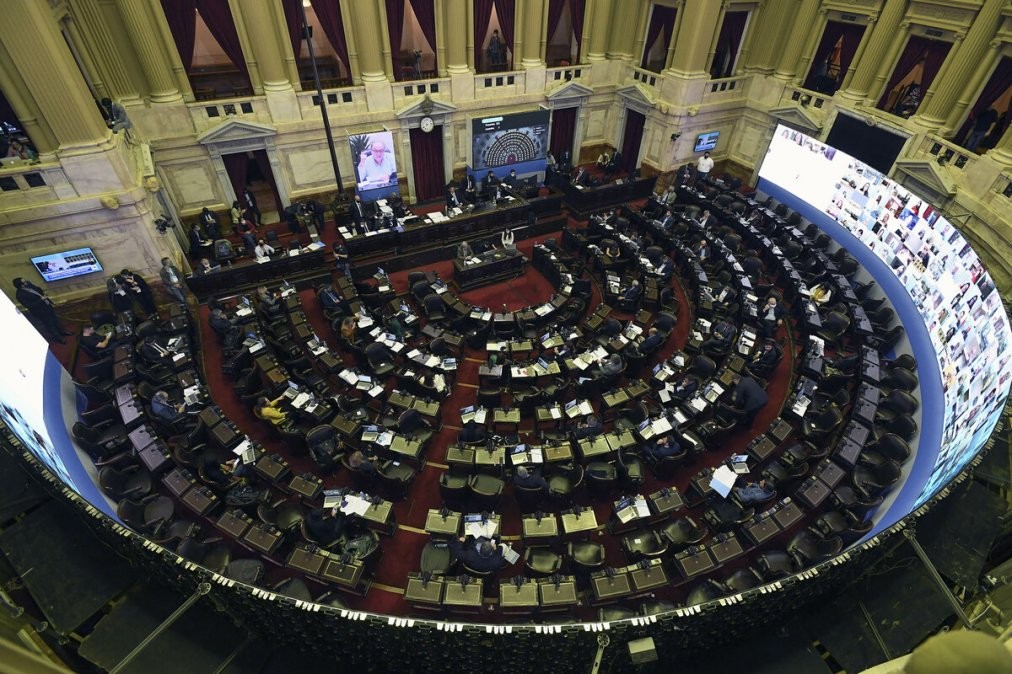 El Gobierno presenta el proyecto de presupuesto 2021 en el Congreso | Política