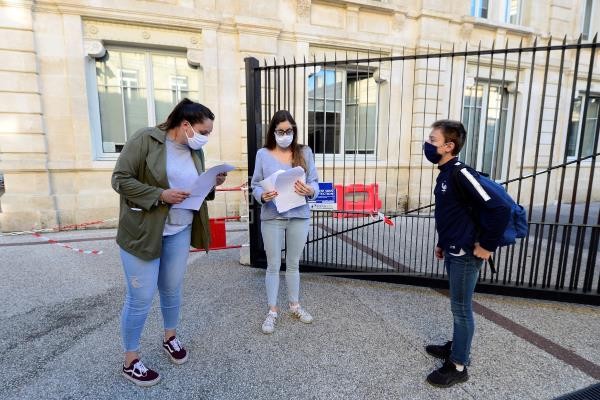 Francia cerró más de 80 escuelas por coronavirus en los primeros 15 días de clases | Internacionales