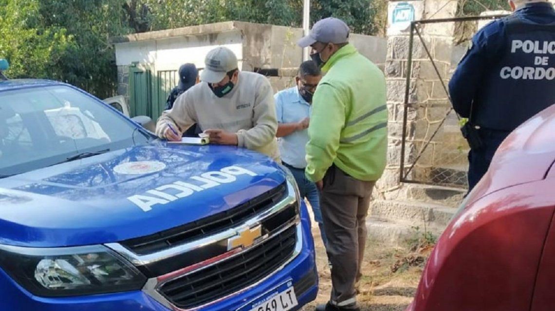 Córdoba: los sorprendieron en una fiesta clandestina y dijeron que se estaban mudando | Actualidad