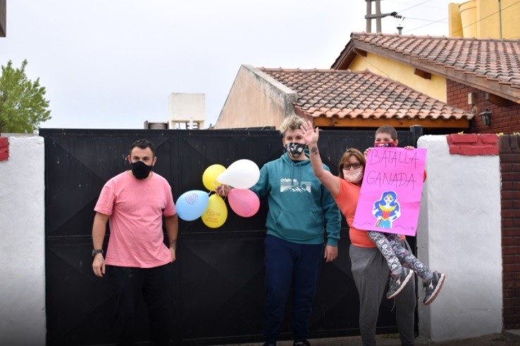 Una nena de 9 años superó el cáncer con 200 transfusiones de sangre en plena pandemia | Actualidad