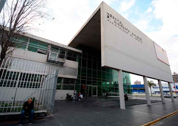 Rosario: Agoniza un joven acusado de robar un auto que recibió feroz golpiza | Actualidad