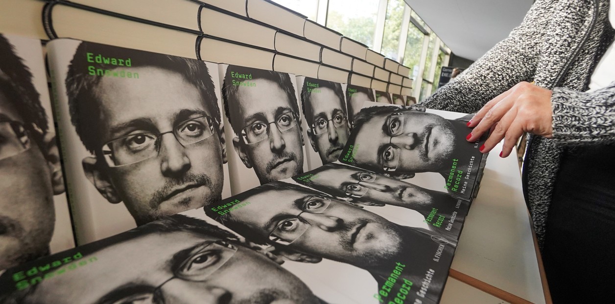 Censura: El exespía Snowden deberá pagar u$s 4,2 millones por no permitir que el Gobierno revisara su libro antes de publicarlo | Internacionales