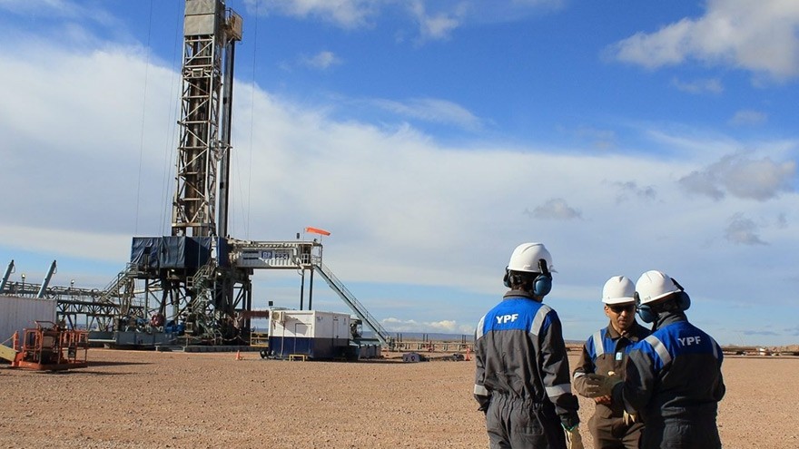 YPF llegó a un acuerdo para relanzar la industria petrolera en Neuquén | Economía