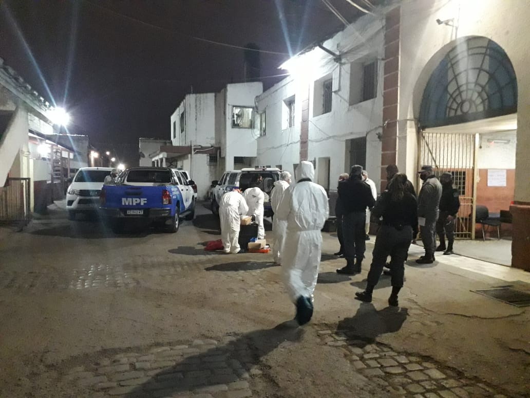 Un preso murió asesinado de un puntazo en el ojo en un penal de Tucumán | Actualidad