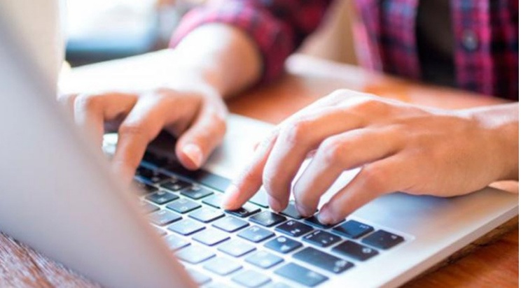 Computadoras: el 40 % de docentes universitarios no califica para el crédito | Actualidad