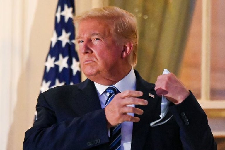 Facebook y Twitter borran un mensaje de Trump en el que compara el COVID-19 con la gripe estacional | Redes