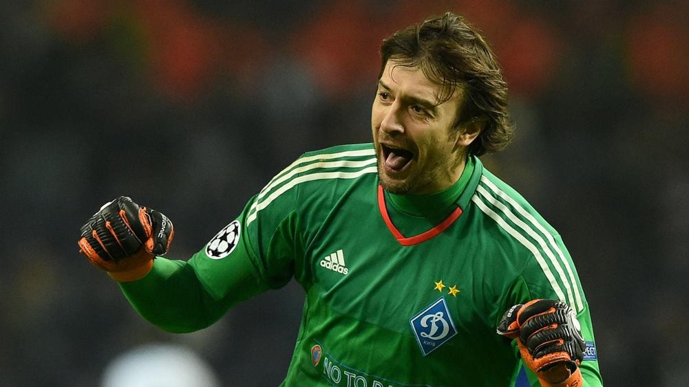 Tras varios casos de coronavirus, la selección de Ucrania debió citar a un arquero retirado | Deportes