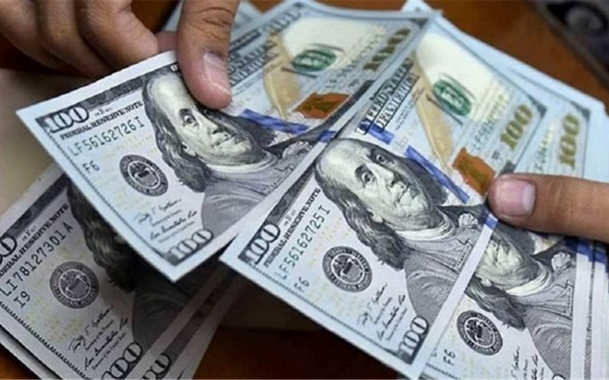 El dólar blue no encuentra techo: cotiza a 163 pesos | Política
