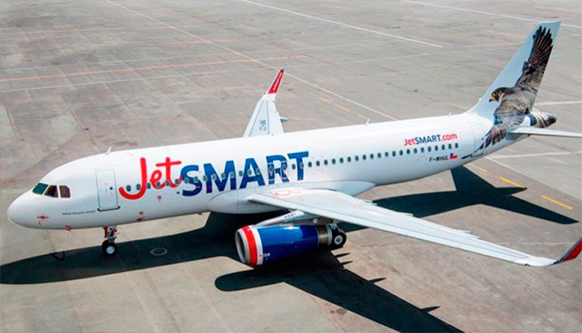 La compañía low cost JetSmart canceló sus vuelos de octubre y operará desde noviembre en Ezeiza | Actualidad
