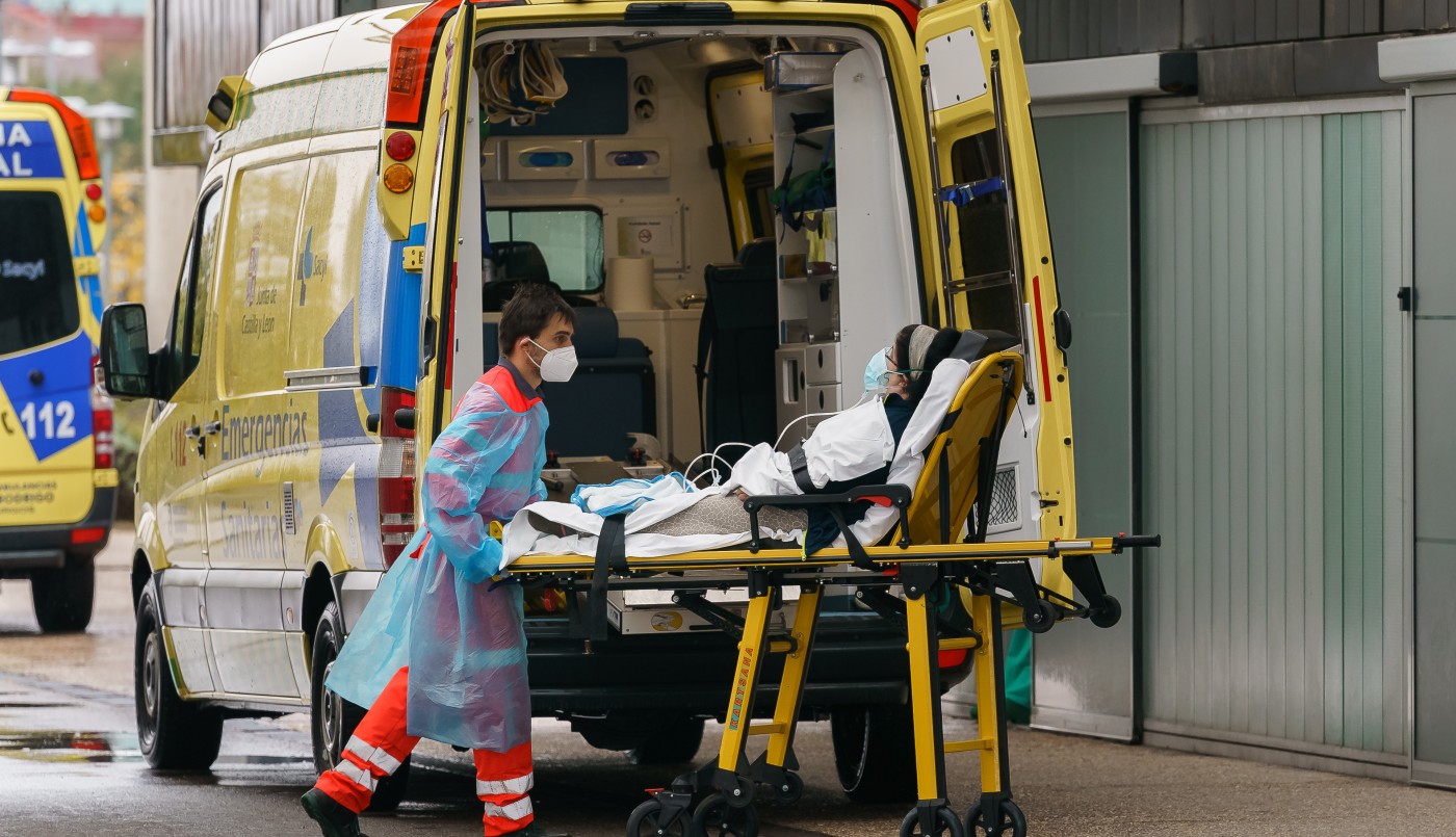 España registra 52.188 nuevos casos desde el viernes, un nuevo récord en un fin de semana | Internacionales