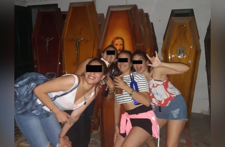 Escándalo por una fiesta clandestina realizada en el cementerio de un pueblo de Santa Fe | Actualidad