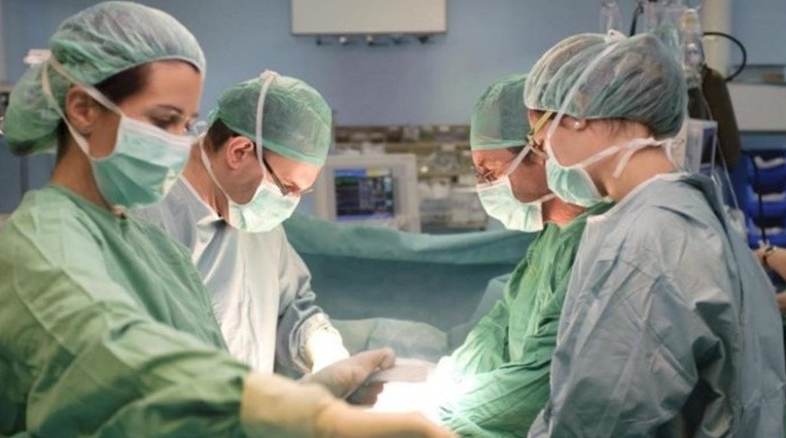 Fallo inédito autoriza trasplante entre pacientes vivos no relacionados extranjeros | Actualidad