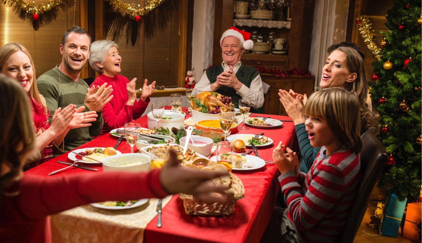 Policía de un condado inglés advirtió que irrumpirá en cenas navideñas que se hagan adentro | Internacionales